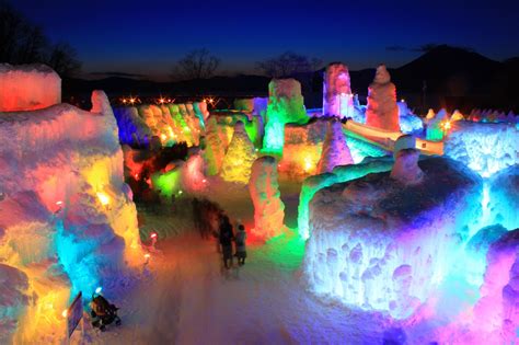 年末年始 北海道 - 雪の魔法と温泉の癒し